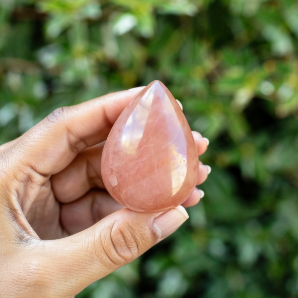 Peach Moonstone - crystinfo.com