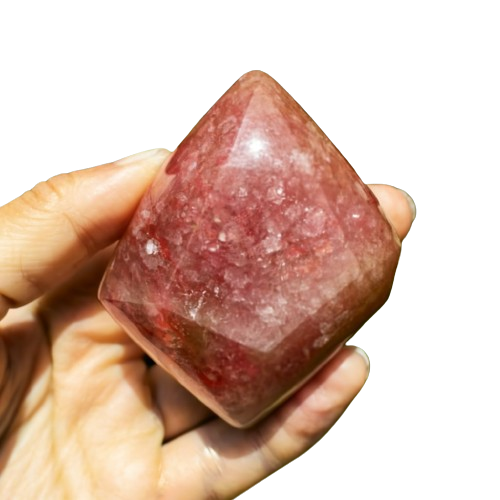 Spotted or Mottled Strawberry Quartz - crystinfo.com